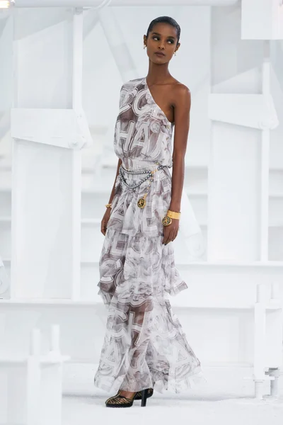 Look 68